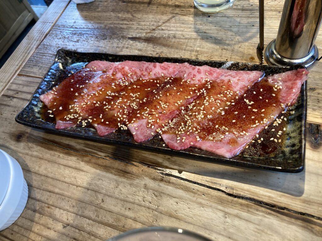 焼肉ニクアザブの肉